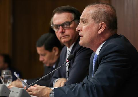 Decreto para flexibilizar posse de armas sai na próxima semana, diz Onyx