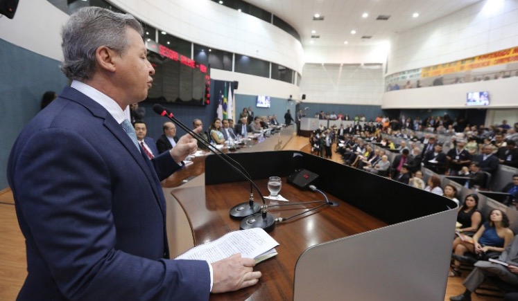 Prefeito Arthur Neto abre os trabalhos na Câmara Municipal de Manaus 