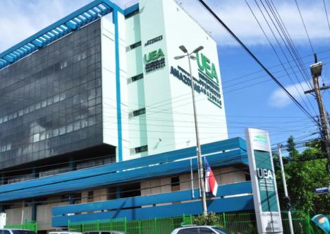 Ação 'Dança Solidária' oferta aulas em troca de fraldas e remédios para vítimas do Educandos