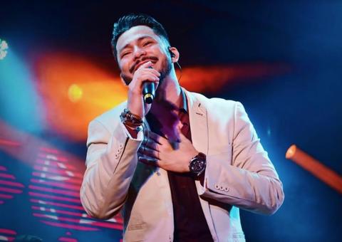 Com sertanejo, 'Sexta universitária' movimenta Chapéu Goiano