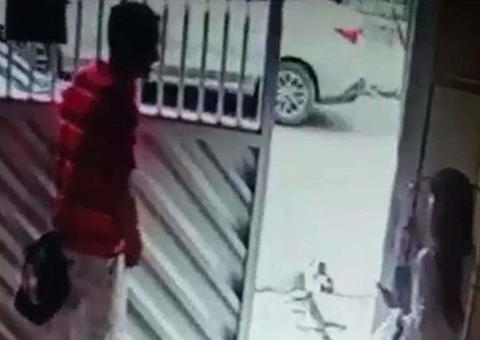 Polícia procura homem que se masturbou em frente de adolescente em Manaus 