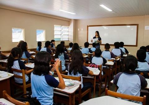 Piso salarial para magistério recebe reajuste