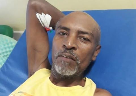 Hospital 28 de Agosto procura família de paciente internado