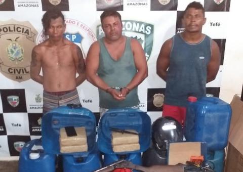 Trio é preso com drogas escondidas em flutuante no Amazonas