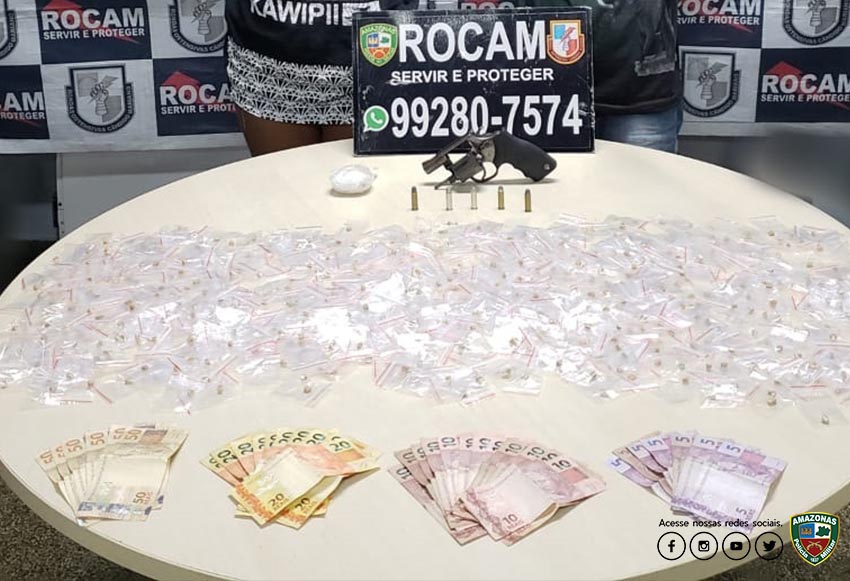 'Casal do tráfico' é preso com droga escondida no forro da própria casa em Manaus 