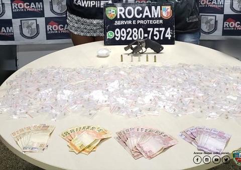 'Casal do tráfico' é preso com droga escondida no forro da própria casa em Manaus 