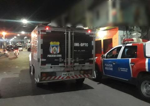 Homem é morto com facada no peito após discussão com vizinho em Manaus