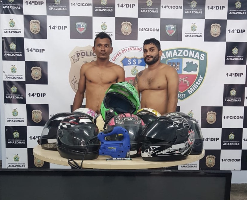 Em Manaus, irmãos são presos suspeitos de venderem capacetes roubados na OLX