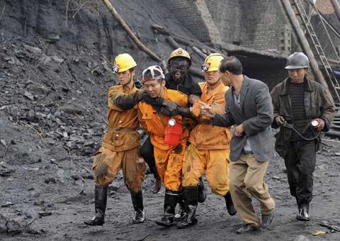 Mina de carvão desaba e deixa 21 mortos na China 