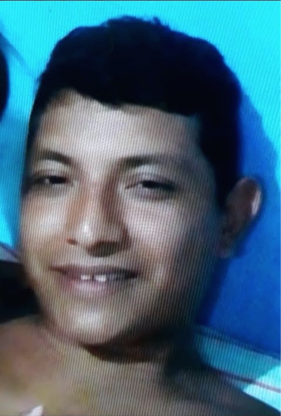 Homem sai para visitar a tia e desaparece após carro capotar no Amazonas