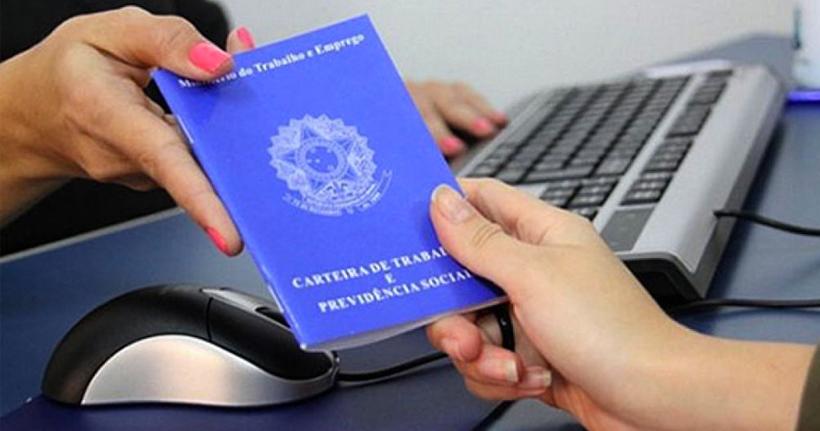 Ação itinerante realiza cadastro de refugiados e imigrantes no Sine Manaus 