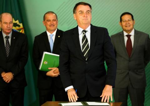 Com decreto, pessoas acima de 25 anos podem ter até 4 armas de fogo