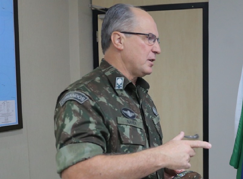 Exército discute situação da BR-319 e se coloca à disposição do Estado