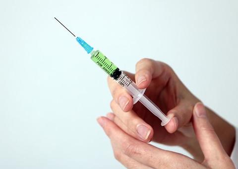 Enfermeira é agredida com soco após errar veia de paciente em Manaus