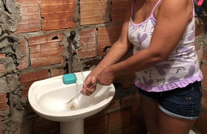 Abastecimento de água é normalizado em comunidade de Manaus