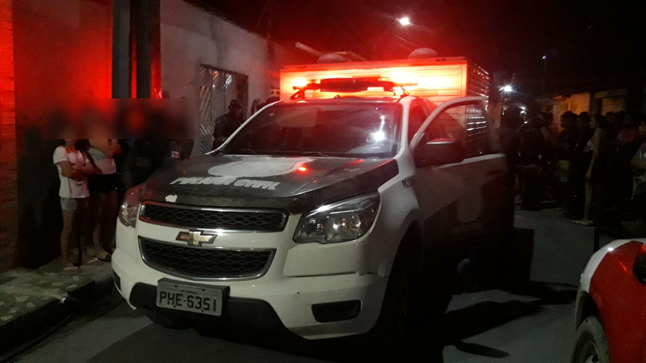 Homem sai de casa para ir ao bar e é alvejado a tiros em Manaus