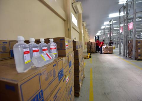 8,4 mil bolsas de soro são enviadas para 15 cidades do Amazonas