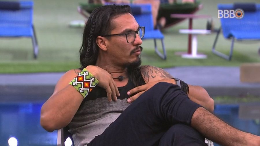 BBB19: Sem saber de acusação fora da casa, Vanderson fala sobre ex-namorada