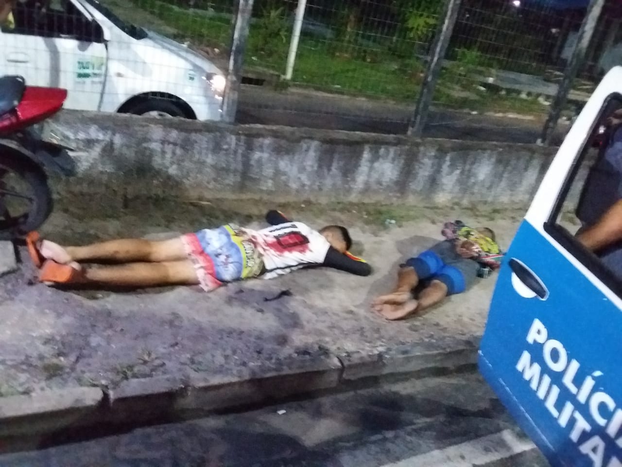 Em tentativa de assalto, suspeito fica baleado e outro acaba preso em Manaus