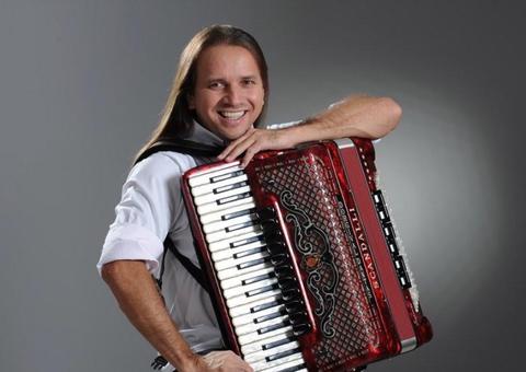 Especial com sucessos de Dorgival Dantas agita o sábado em Manaus