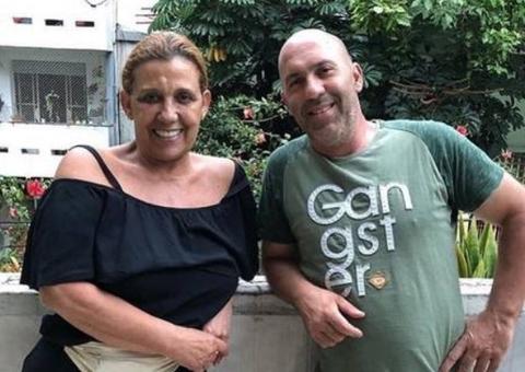 Rita Cadillac reata com ex-marido comerciante após dez anos separados 