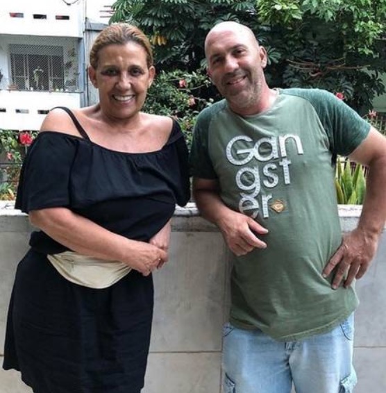 Rita Cadillac reata com ex-marido comerciante após dez anos separados 
