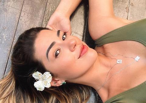 Vivian Amorim arrasa dançando funk: 'vai toma sua gostosa'