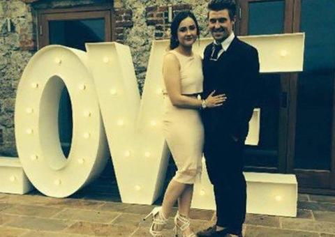 Mulher descobre que foi traída durante gravidez e se vinga com apenas 'R$ 14'