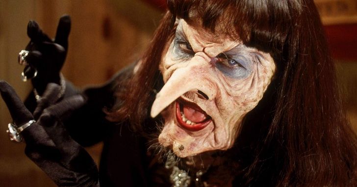 Anne Hathaway vai protagonizar nova versão de Convenção das Bruxas 