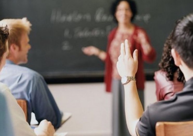 Prefeitura divulga edital de processo seletivo com 67 vagas e salários de R$ 1,5 mil