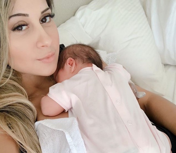 Mayra Cardi quebra silêncio após tentativa de sequestro: ‘estamos de passagem’