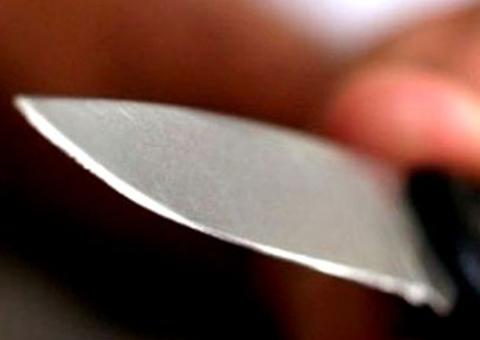 Enfurecido, garoto dá facada na cabeça de vítima durante assalto em Manaus