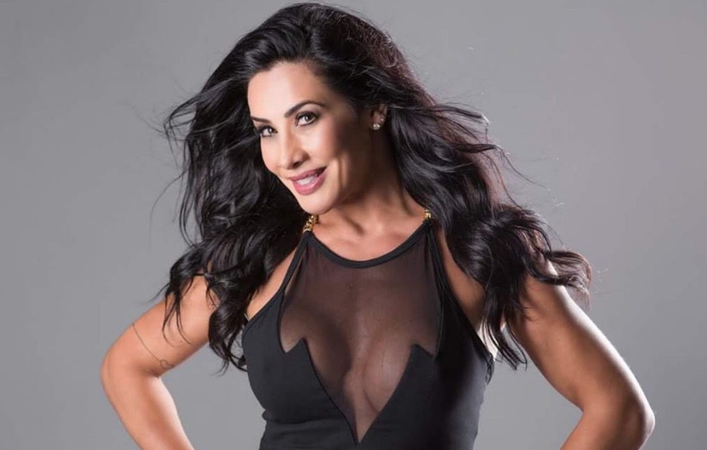 Gominho e Scheila Carvalho agitam o Baile do Hawaii 2019