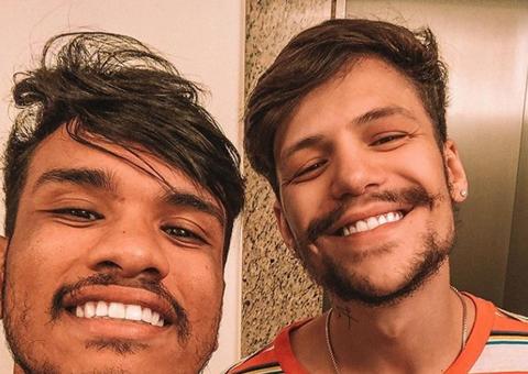 Saulo Pôncio dá iate de luxo de presente para amigo e choca a internet