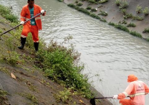 Mutirão de limpeza retira mais de 8 mil toneladas de lixo em igarapés de Manaus
