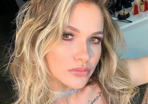 Andressa Suita mostra novo visual de cabelos curtinhos: 'estou apaixonada'