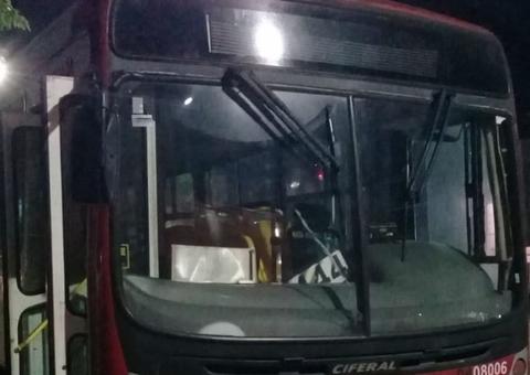 Em Manaus, assaltantes voltam a tocar terror dentro de ônibus 