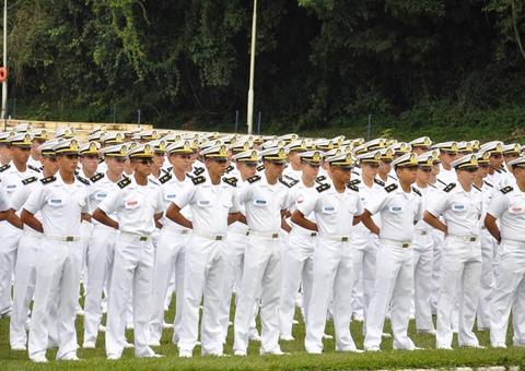 Marinha abre processo seletivo com mil vagas e remuneração de R$ 1,9 mil