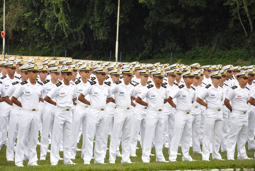 Marinha abre processo seletivo com mil vagas e remuneração de R$ 1,9 mil