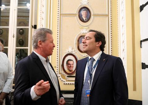 Prefeito Arthur Neto recebe novo presidente da Caixa Econômica