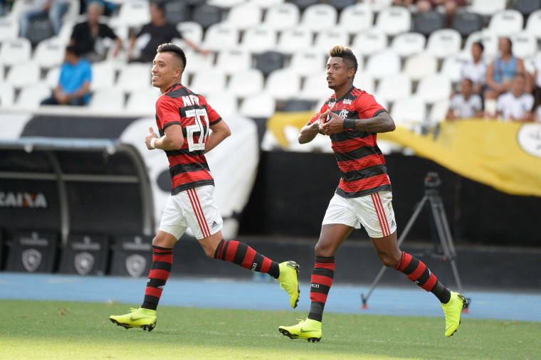 Bruno Henrique brilha com 2 gols e comanda virada do Flamengo sobre o Botafogo