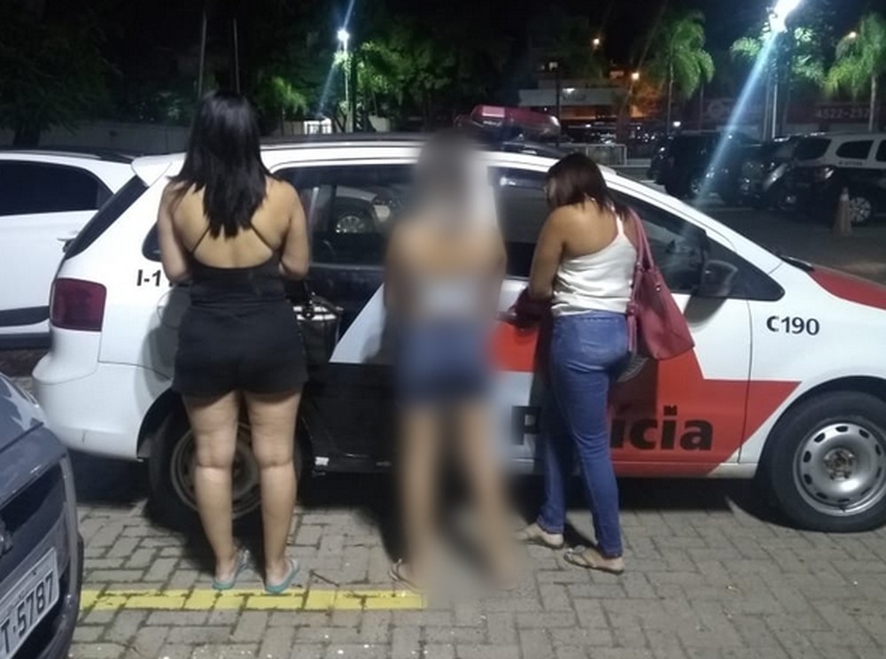 Desaparecida há mais de 1 ano, menor é encontrada em casa de prostituição