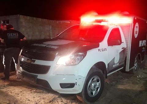 Homem é executado com 14 tiros pelo corpo em terreno baldio em Manaus