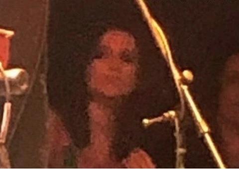 Ana Carolina surge com ex-namorada em show e aumenta rumores de reconciliação 