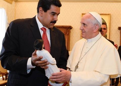 Papa teme derramamento de sangue na Venezuela