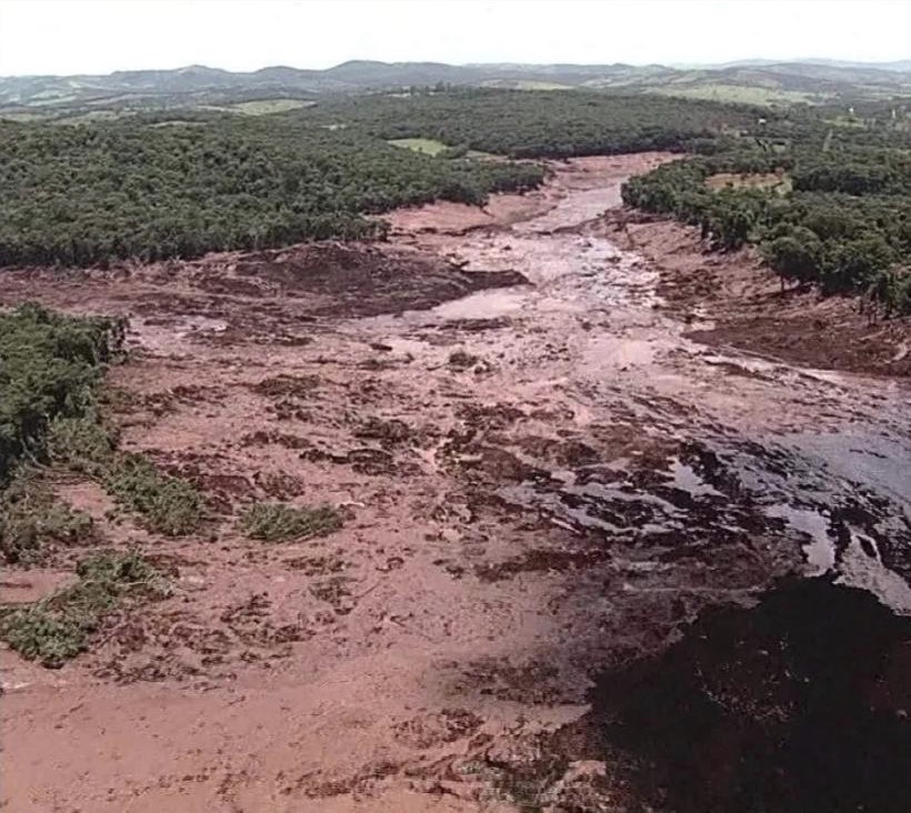 PF escala 7 peritos criminais para identificar vítimas da lama de Brumadinho