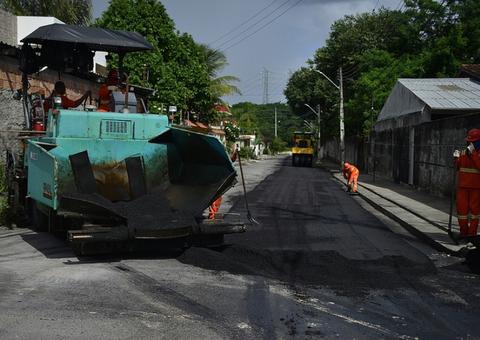 Corredor viário que liga o Parque Dez a avenida das Torres recebe recapeamento 