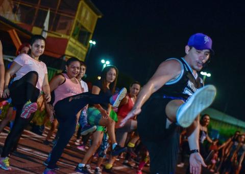 Pista de kart da Vila Olímpica recebe aulas de fitdance em Manaus 