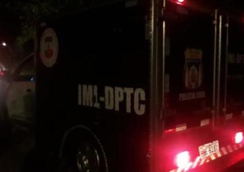 Em Manaus, homem é morto com quatro tiros no rosto enquanto caminhava em rua