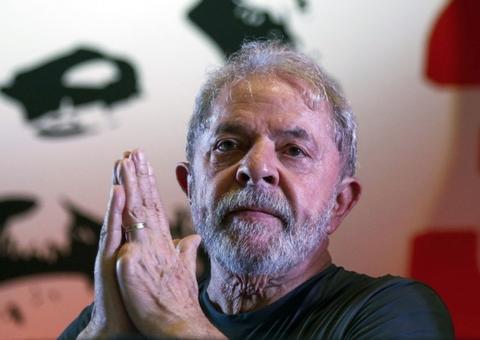 Após perder enterro de irmão, Lula desiste de ir a São Paulo 